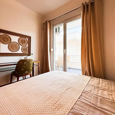 Amber Apartment *